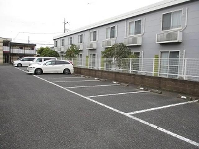 レオパレスゆうき駐車場【16120】の駐車場写真