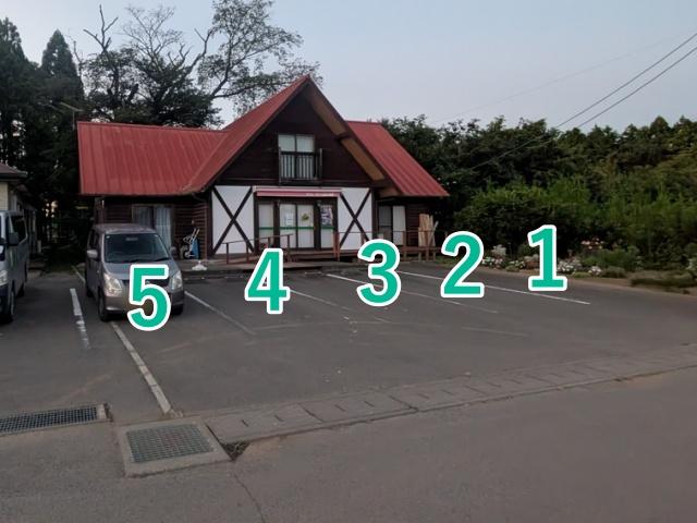 カフェ ドリームたんぽぽ×アキッパ駐車場【土曜日16:00~】の駐車場写真