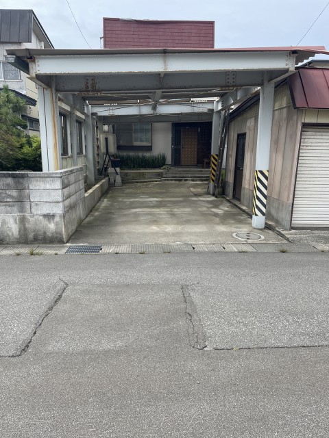 筒井2丁目11-8駐車場の駐車場写真