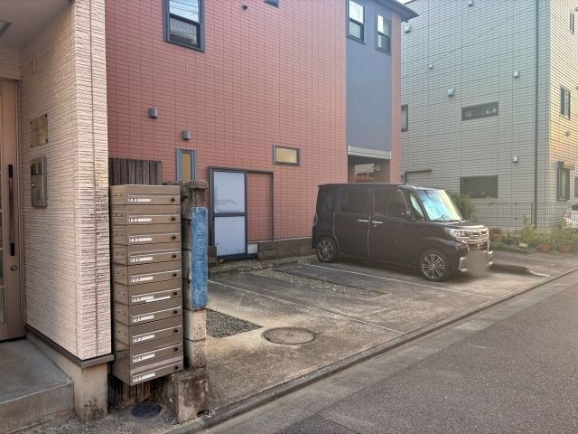 [b7731]幸区古市場2丁目 個宅アキッパ駐車場の駐車場写真