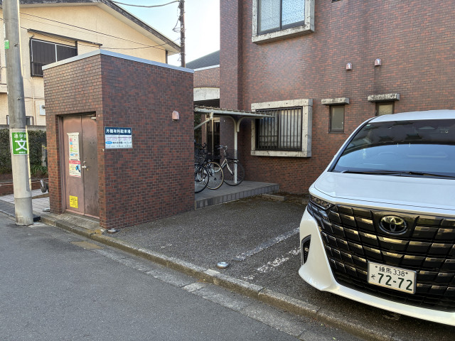 ビューヴィラ石神駐車場　2番の駐車場写真