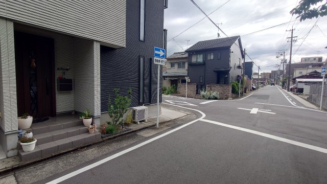愛知県名古屋市南区鳥栖2-13-18の駐車場写真