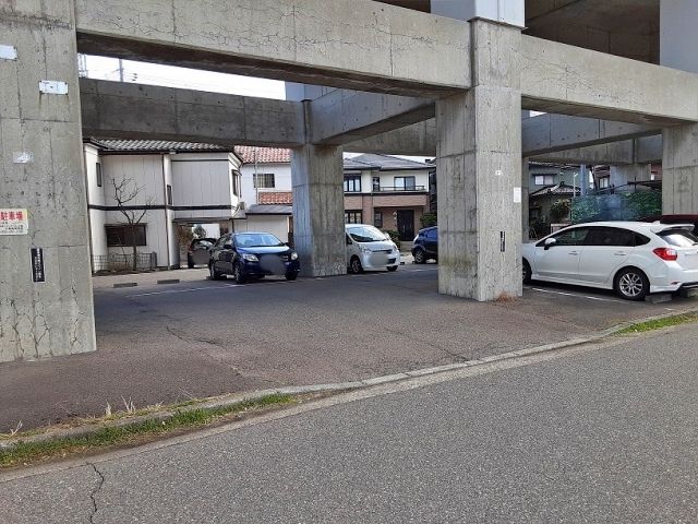駐車場写真