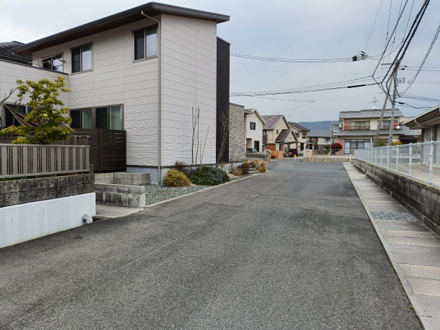 竜操中学校西側赤田駐車場の駐車場写真