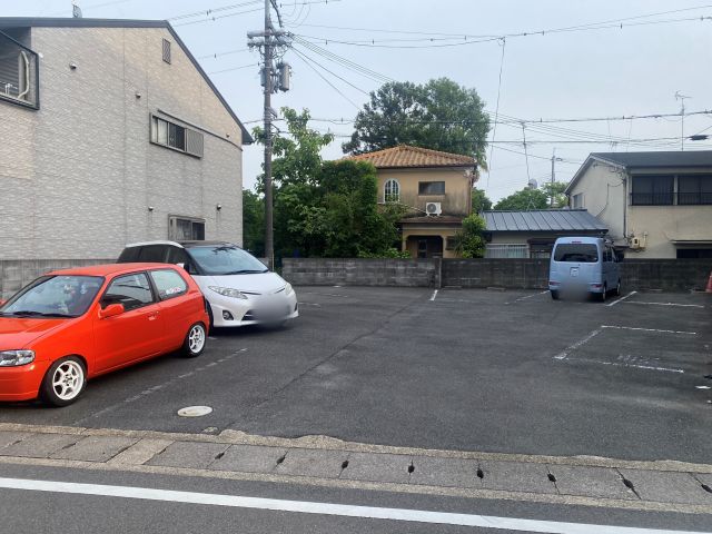 駐車場写真2