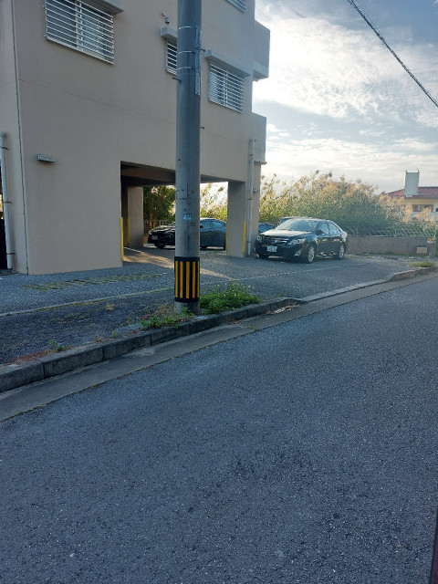 【屋根付き】ビューパレスPKM ４番の駐車場写真