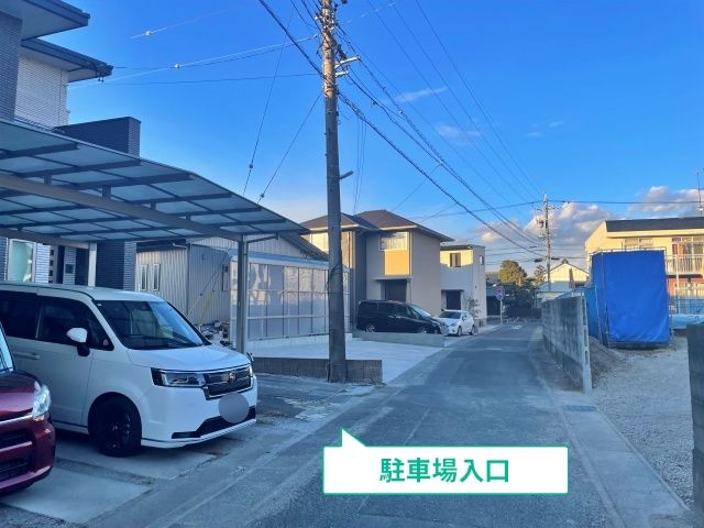 子安町330-14駐車場の駐車場写真