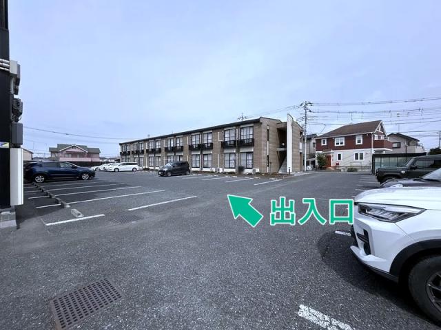 レオパレスキングマウンテンA駐車場【32313】の駐車場写真
