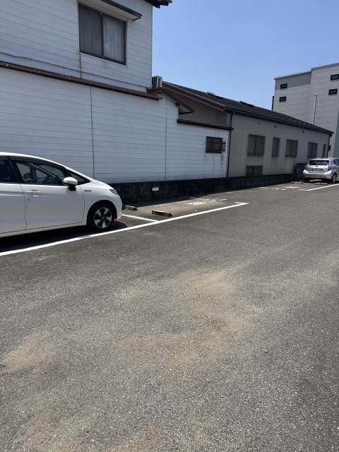 福岡県福岡市東区箱崎の駐車場写真