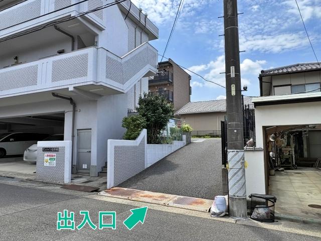 白羽根パーキングの駐車場写真