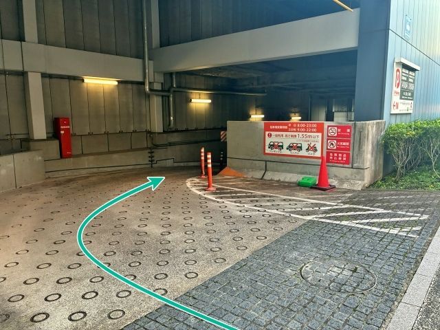 【1/1限定 9:00~18:00】【多段式/高さ155㎝以下】Dパーキングみなとみらいセンタービルの駐車場写真