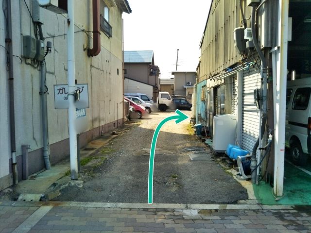 前田モータープール【西側】の駐車場写真