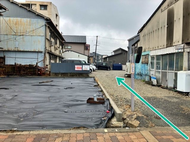 前田モータープール【西側】の駐車場写真