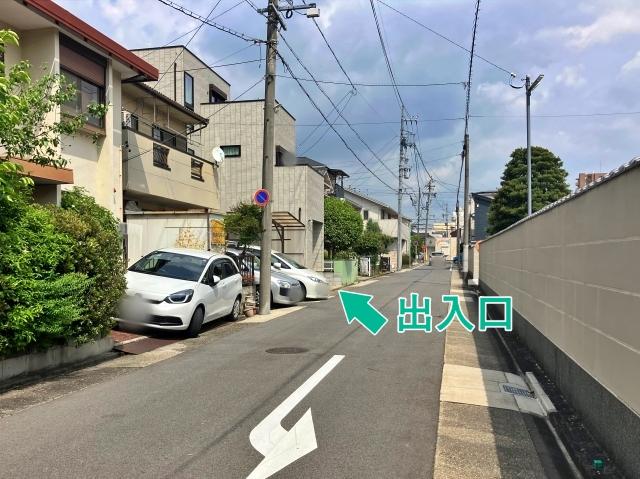 出来町3丁目7-27駐車場の駐車場写真