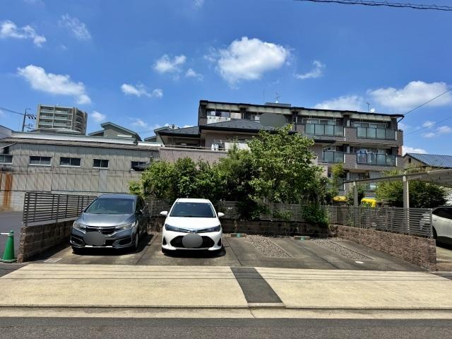 駐車場写真2