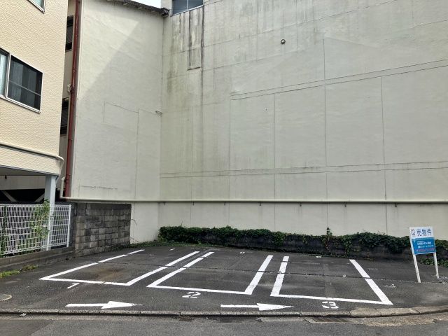 駐車場写真2