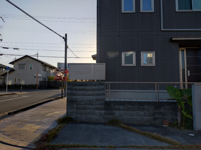 羽曳が丘10-8-1の駐車場写真