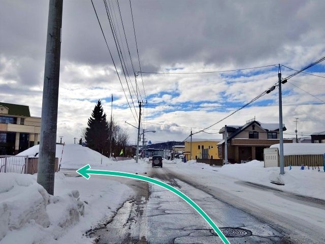 P2 旭川市立神楽中学校【利用時間：AM 6:00〜13:00まで】※入庫時間：AM 6:00〜8:00までの駐車場写真