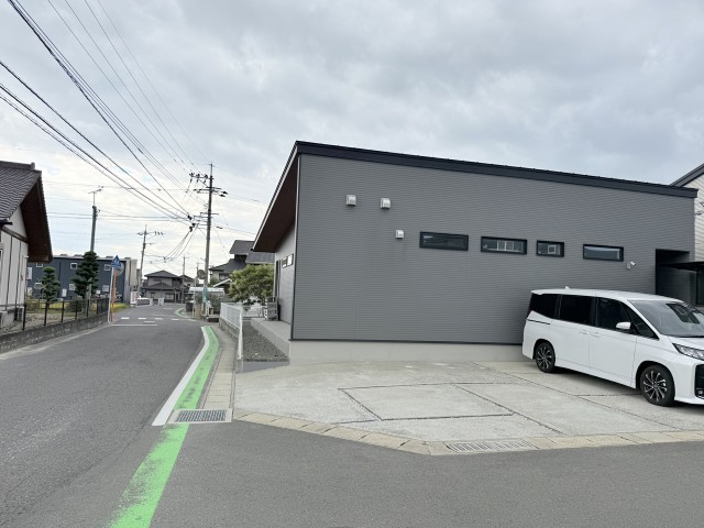 ②久池井1787-5の駐車場写真