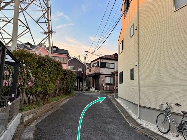 [be85b]塩焼4丁目11 個宅アキッパ駐車場の駐車場写真