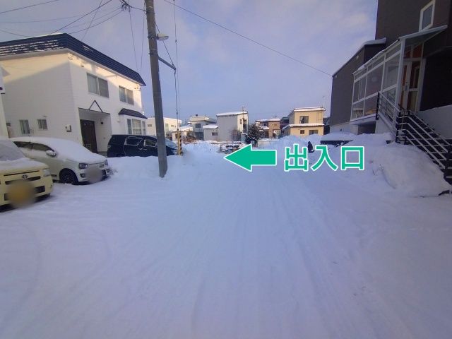 豊平区平岸7条16丁目3-27駐車場の駐車場写真