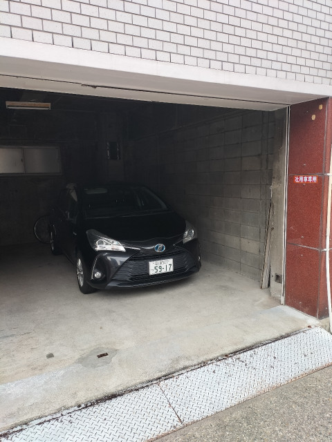 愛知県名古屋市東区古出来1-1-8古出来ビル駐車場の駐車場写真