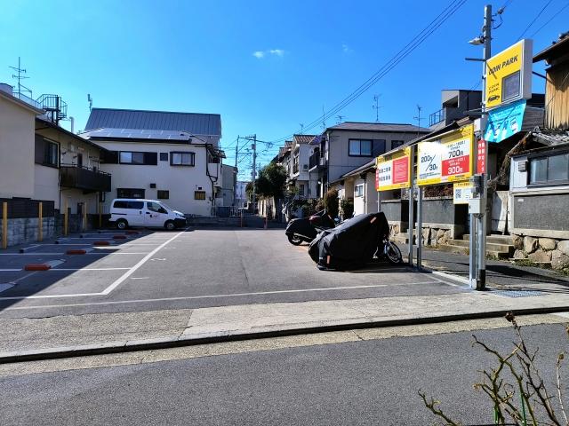駐車場写真2