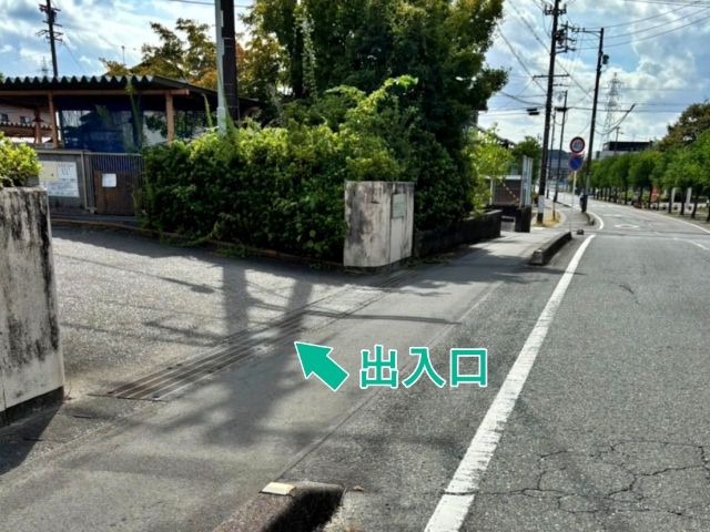 ビレッジハウス森【W-128】※1号棟と2号棟の間付近の駐車場写真