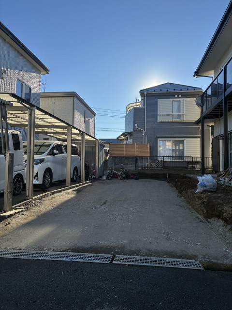 東京都町田市本町田の駐車場写真