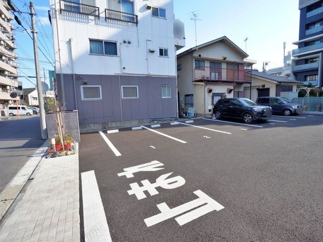 相急土地駐車場【月曜のみ：19:00～23:59】の駐車場写真