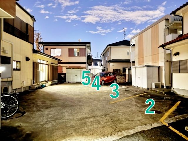 本行徳14 岩佐精肉店☆アキッパ駐車場の駐車場写真