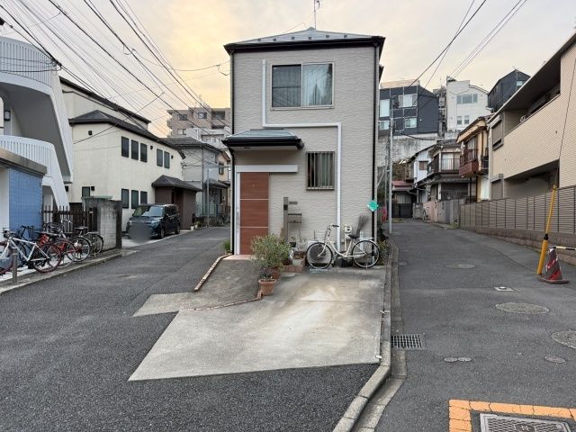 [c18aa]下落合4丁目3☆個宅アキッパ駐車場の駐車場写真