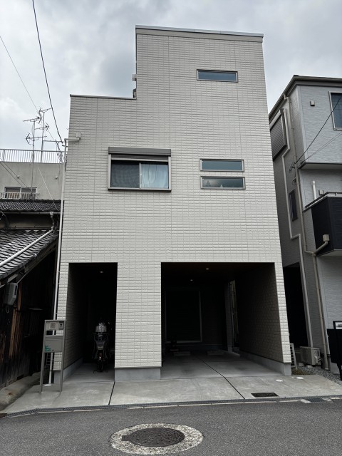 三津屋中2丁目 澤田邸駐車場の駐車場写真