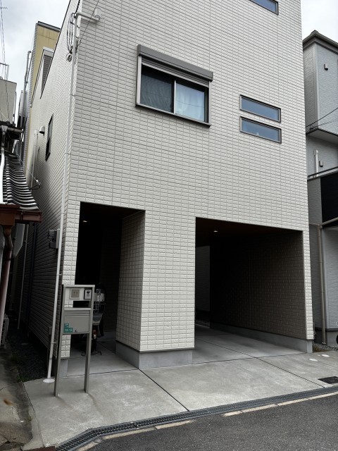 三津屋中2丁目 澤田邸駐車場の駐車場写真