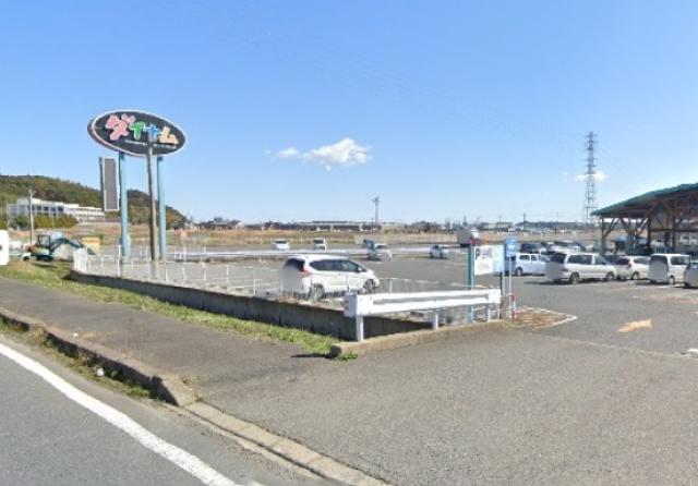 ダイナム千葉小見川店 駐車場の駐車場写真