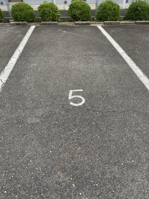 総社市小寺  【ビファイン駐車場】の駐車場写真