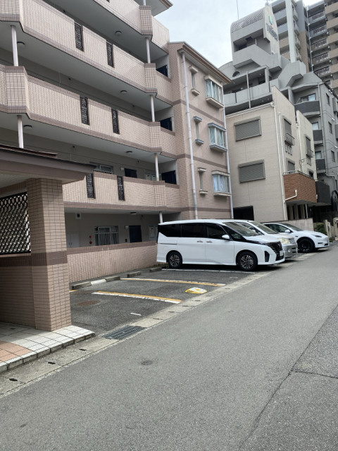 東灘区本山南町6丁目　駐車場の駐車場写真