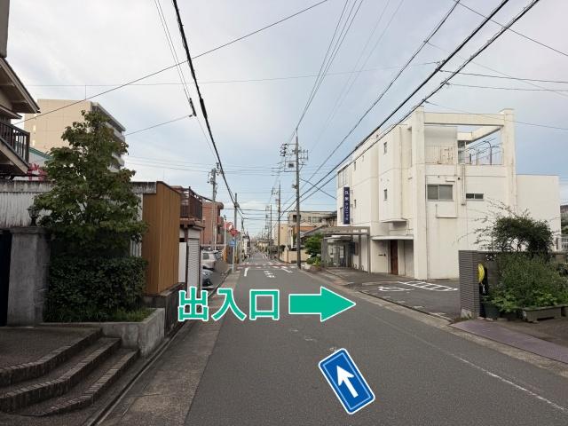 丸根町1丁目8 久米クリニック☆アキッパ駐車場【土：15:00~23:59】の駐車場写真
