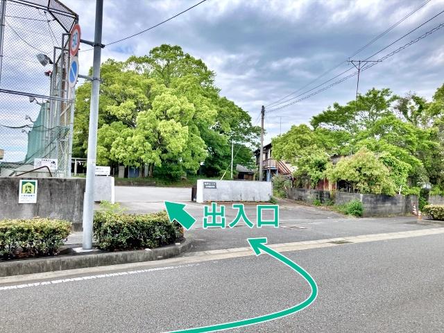 坂野小学校【小松島ブルーインパルス展示飛行2026 7/19(日)】の駐車場写真