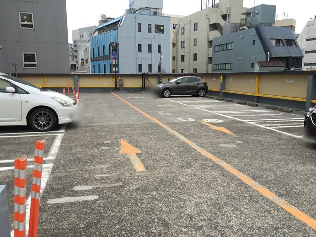 駐車場屋上写真