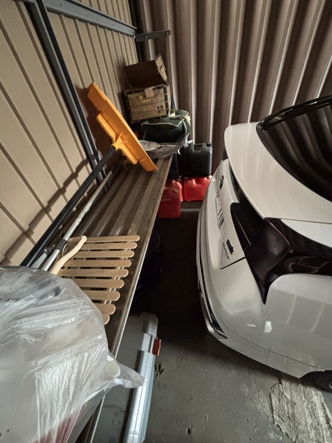 空港直近車庫駐車場の駐車場写真
