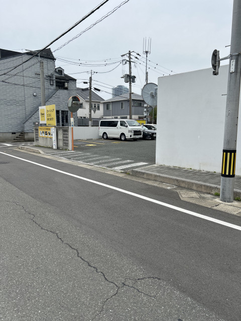 地行3丁目16-12駐車場38番の駐車場写真