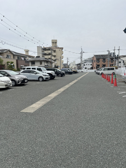地行3丁目16-12駐車場38番の駐車場写真