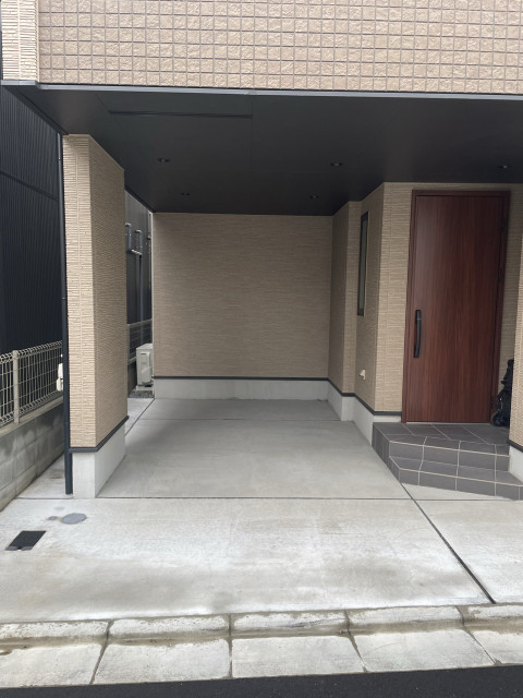 荒川4丁目16-13駐車場の駐車場写真