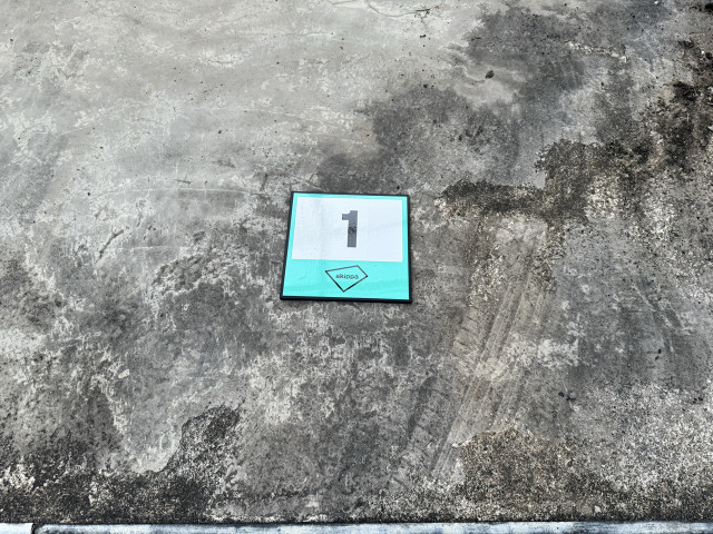 花園駅前 ディアス花園裏駐車場の駐車場写真