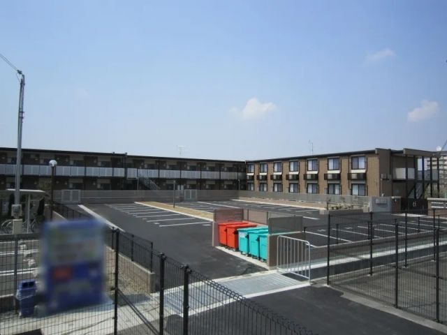 レオパレステイルザウエスト駐車場【40140】の駐車場写真