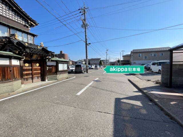 ＊月極:金沢市元菊町2駐車場の駐車場写真