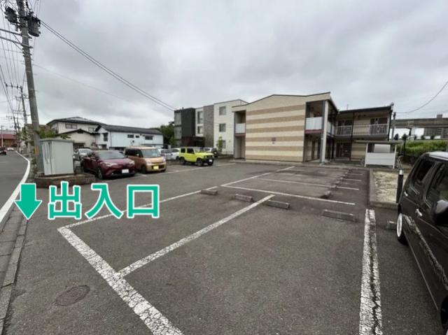 レオパレスクレモナ駐車場【25639】の駐車場写真