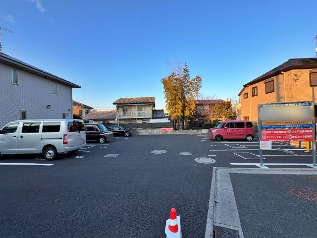 リロの駐車場 上祖師谷6丁目の駐車場写真