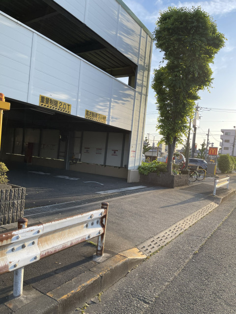 ライオンズタワー竹ノ塚の駐車場写真